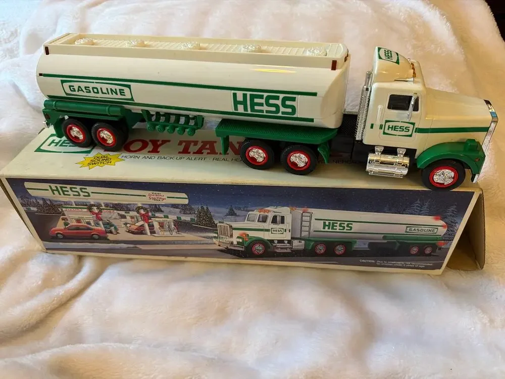 Vintage 1990 Hess Toy Tanker Truck Gasoline Lights Sounds w/ Original Box